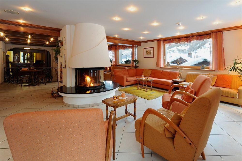 Hotel Tschugge Zermatt Extérieur photo