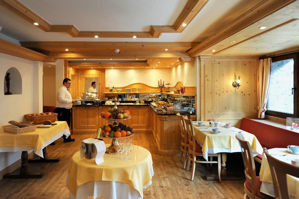 Hotel Tschugge Zermatt Extérieur photo
